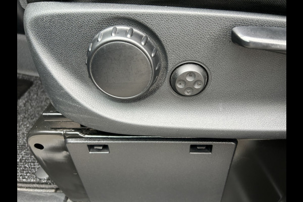 Mercedes-Benz Vito 116 CDI L3 Pro 2500KG Trekhaak / MBUX / Camera / Navigatie / Cruise control / Airco / Achterdeuren Mercedes-Benz Vito 116 CDI L3 Pro 2500KG Trekhaak / MBUX / Camera / Navigatie / Cruise control / Airco / Achterdeuren
