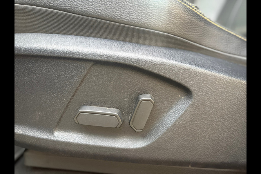 Ford Ranger 2.0 EcoBlue Wildtrak Supercab - 5 Persoons - Bomvol Ford Ranger 2.0 EcoBlue Wildtrak Supercab - 5 Persoons - Bomvol