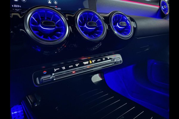 Mercedes-Benz A-Klasse 250 e Limo AMG Night Pano Memory Sfeer Carplay NAP