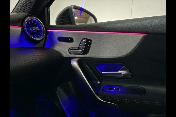 Mercedes-Benz A-Klasse 250 e Limo AMG Night Pano Memory Sfeer Carplay NAP