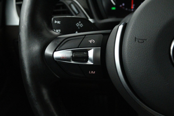 BMW X1 SDrive18i Business Edition (NAVIGATIE, STOELVERWARMING, HEAD-UP, SFEEVERLICHTING, 1e EIGENAAR, DEALER ONDERHOUDEN) BMW X1 SDrive18i Business Edition (NAVIGATIE, STOELVERWARMING, HEAD-UP, SFEEVERLICHTING, 1e EIGENAAR, DEALER ONDERHOUDEN)