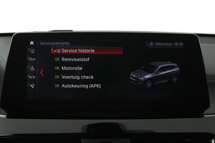 BMW X1 SDrive18i Business Edition (NAVIGATIE, STOELVERWARMING, HEAD-UP, SFEEVERLICHTING, 1e EIGENAAR, DEALER ONDERHOUDEN) BMW X1 SDrive18i Business Edition (NAVIGATIE, STOELVERWARMING, HEAD-UP, SFEEVERLICHTING, 1e EIGENAAR, DEALER ONDERHOUDEN)