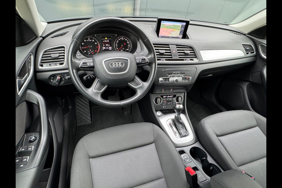 Audi Q3 1.4 TFSI Automaat Design Pro Line * Navigatie * Trekhaak * Keyless * Cruise Control * Audi Q3 1.4 TFSI Automaat Design Pro Line * Navigatie * Trekhaak * Keyless * Cruise Control *