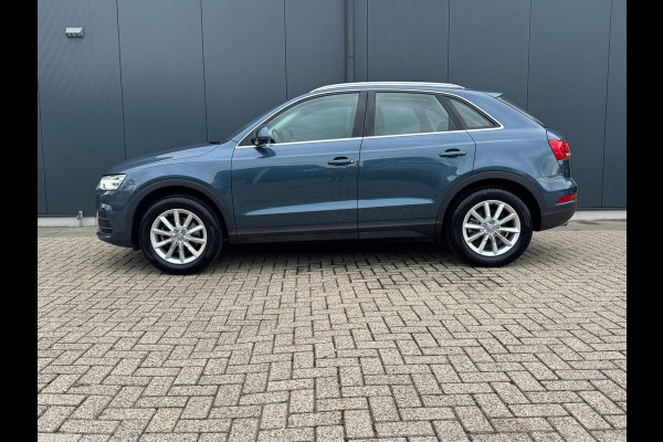 Audi Q3 1.4 TFSI Automaat Design Pro Line * Navigatie * Trekhaak * Keyless * Cruise Control * Audi Q3 1.4 TFSI Automaat Design Pro Line * Navigatie * Trekhaak * Keyless * Cruise Control *