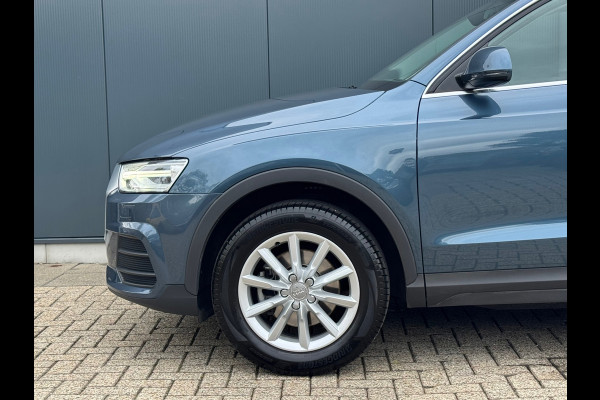 Audi Q3 1.4 TFSI Automaat Design Pro Line * Navigatie * Trekhaak * Keyless * Cruise Control * Audi Q3 1.4 TFSI Automaat Design Pro Line * Navigatie * Trekhaak * Keyless * Cruise Control *