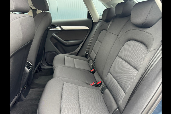 Audi Q3 1.4 TFSI Automaat Design Pro Line * Navigatie * Trekhaak * Keyless * Cruise Control * Audi Q3 1.4 TFSI Automaat Design Pro Line * Navigatie * Trekhaak * Keyless * Cruise Control *