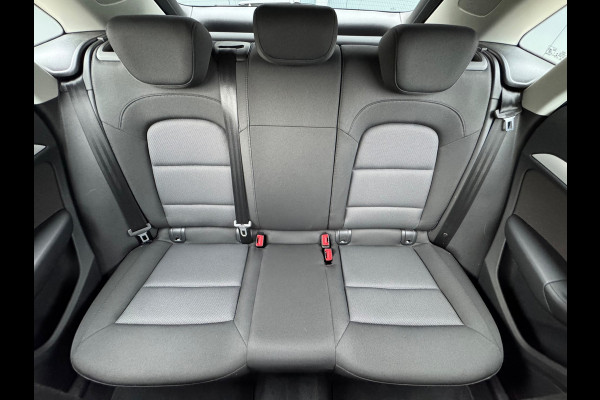 Audi Q3 1.4 TFSI Automaat Design Pro Line * Navigatie * Trekhaak * Keyless * Cruise Control * Audi Q3 1.4 TFSI Automaat Design Pro Line * Navigatie * Trekhaak * Keyless * Cruise Control *