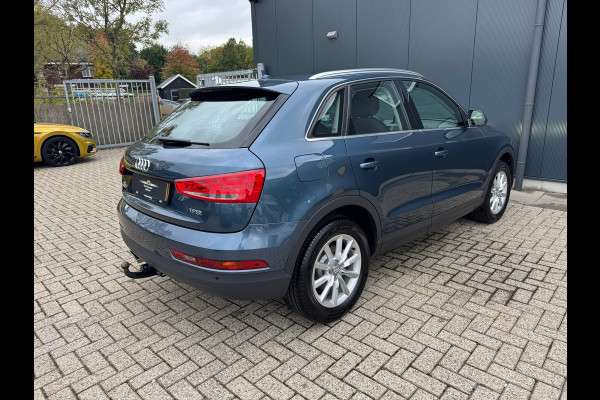 Audi Q3 1.4 TFSI Automaat Design Pro Line * Navigatie * Trekhaak * Keyless * Cruise Control * Audi Q3 1.4 TFSI Automaat Design Pro Line * Navigatie * Trekhaak * Keyless * Cruise Control *