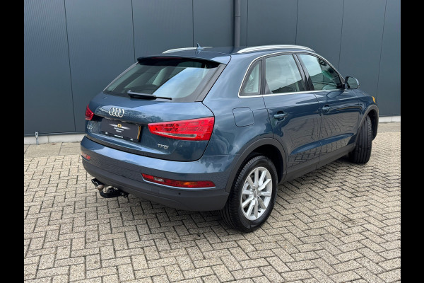 Audi Q3 1.4 TFSI Automaat Design Pro Line * Navigatie * Trekhaak * Keyless * Cruise Control * Audi Q3 1.4 TFSI Automaat Design Pro Line * Navigatie * Trekhaak * Keyless * Cruise Control *