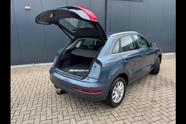 Audi Q3 1.4 TFSI Automaat Design Pro Line * Navigatie * Trekhaak * Keyless * Cruise Control * Audi Q3 1.4 TFSI Automaat Design Pro Line * Navigatie * Trekhaak * Keyless * Cruise Control *