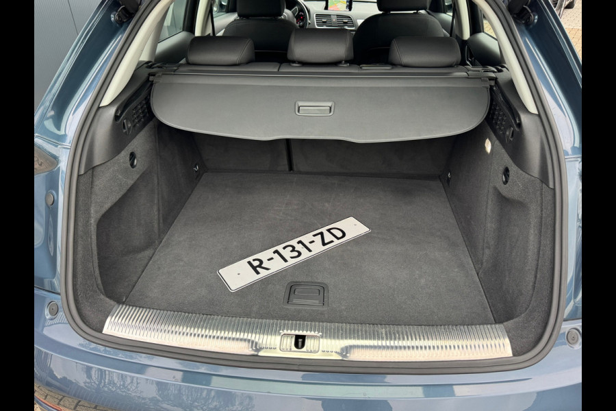 Audi Q3 1.4 TFSI Automaat Design Pro Line * Navigatie * Trekhaak * Keyless * Cruise Control * Audi Q3 1.4 TFSI Automaat Design Pro Line * Navigatie * Trekhaak * Keyless * Cruise Control *