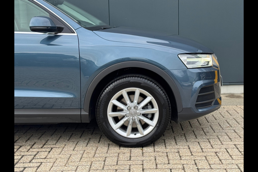 Audi Q3 1.4 TFSI Automaat Design Pro Line * Navigatie * Trekhaak * Keyless * Cruise Control * Audi Q3 1.4 TFSI Automaat Design Pro Line * Navigatie * Trekhaak * Keyless * Cruise Control *