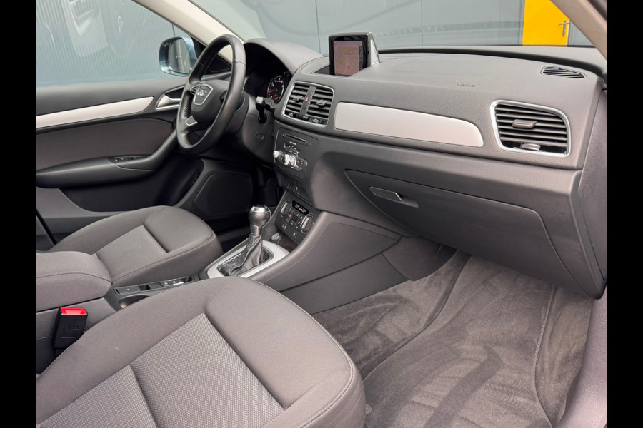 Audi Q3 1.4 TFSI Automaat Design Pro Line * Navigatie * Trekhaak * Keyless * Cruise Control * Audi Q3 1.4 TFSI Automaat Design Pro Line * Navigatie * Trekhaak * Keyless * Cruise Control *