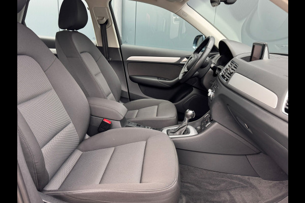 Audi Q3 1.4 TFSI Automaat Design Pro Line * Navigatie * Trekhaak * Keyless * Cruise Control * Audi Q3 1.4 TFSI Automaat Design Pro Line * Navigatie * Trekhaak * Keyless * Cruise Control *