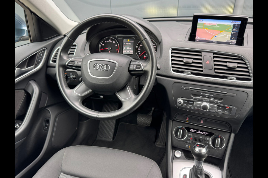 Audi Q3 1.4 TFSI Automaat Design Pro Line * Navigatie * Trekhaak * Keyless * Cruise Control * Audi Q3 1.4 TFSI Automaat Design Pro Line * Navigatie * Trekhaak * Keyless * Cruise Control *