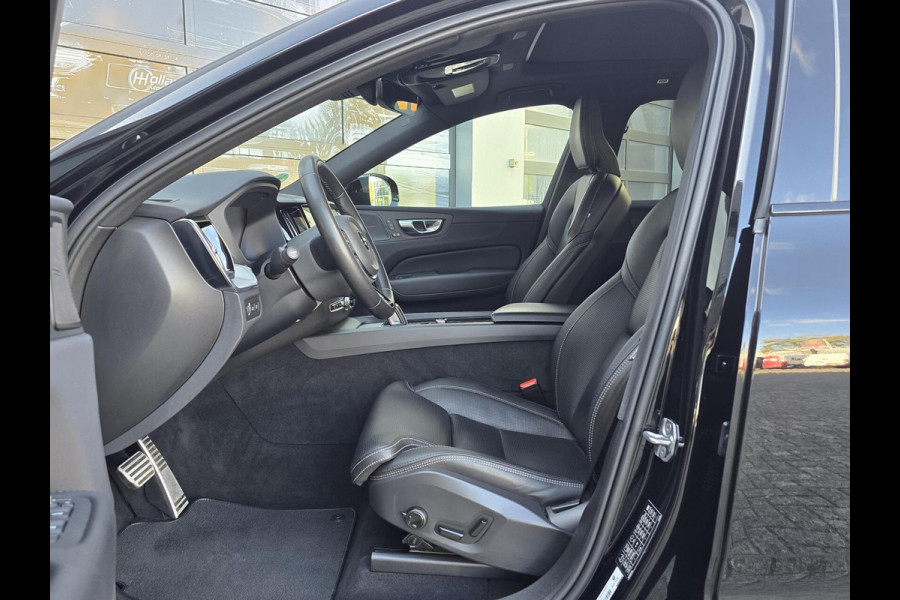 Volvo XC60 2.0 T8 Plug-in hybrid AWD R Design|Facelift!|PANO|HEADUP|HARMANKARDON Volvo XC60 2.0 T8 Plug-in hybrid AWD R Design|Facelift!|PANO|HEADUP|HARMANKARDON