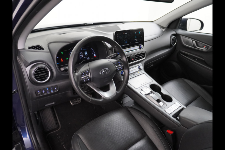 Hyundai KONA ELECTRIC EV Premium 64kWh Leer HUD Warmtepomp Adap.Cruise Apple Carplay Android Auto Navi Ecc Krell®-Hifi Audio Stoel-Stuurverwarming Stoelventilatie Blind-Spot Assistance Lane Assist 1e Eigenaar Origineel Nederlandse Auto
