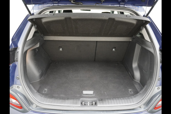 Hyundai KONA ELECTRIC EV Premium 64kWh Leer HUD Warmtepomp Adap.Cruise Apple Carplay Android Auto Navi Ecc Krell®-Hifi Audio Stoel-Stuurverwarming Stoelventilatie Blind-Spot Assistance Lane Assist 1e Eigenaar Origineel Nederlandse Auto