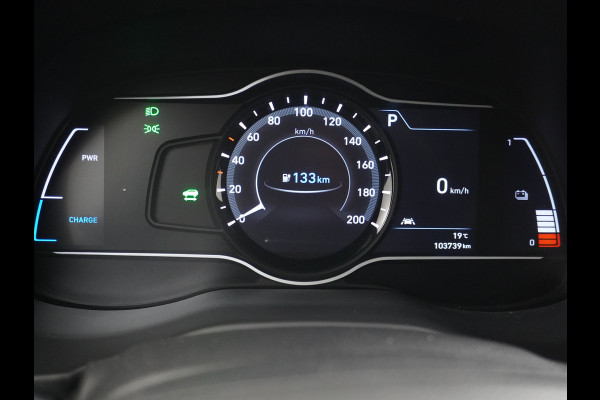 Hyundai KONA ELECTRIC EV Premium 64kWh Leer HUD Warmtepomp Adap.Cruise Apple Carplay Android Auto Navi Ecc Krell®-Hifi Audio Stoel-Stuurverwarming Stoelventilatie Blind-Spot Assistance Lane Assist 1e Eigenaar Origineel Nederlandse Auto