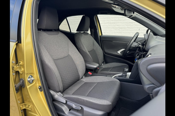 Toyota Yaris Cross 1.5 Hybrid Dynamic Camera Pdc Navigatie Led verlichting Carplay Clima Stoelverwarming