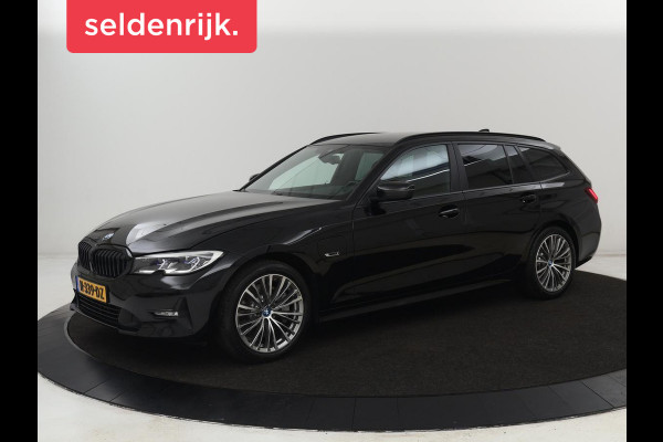 BMW 3 Serie Touring 330e Business Edition Plus | Leder Bekleding | Carplay | Cruise Control | Navigatie | Laser LED koplampen | Stoelverwarming | LMV 18 |