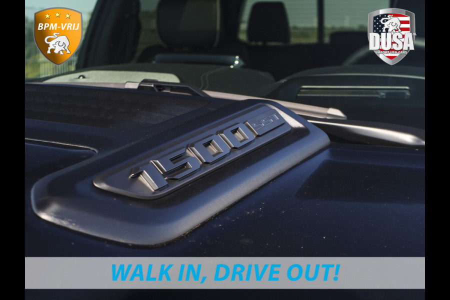 Dodge Ram 1500 | Laramie | Premium Night | 3.0L I6 Hurricane | Crew Cab | 4X4 | BPM VRIJ | Niveau regeling | 14,4-inch Touchscreen | LPG | Getoonde accessoires zijn verkrijgbaar tegen meerprijs Dodge Ram 1500 | Laramie | Premium Night | 3.0L I6 Hurricane | Crew Cab | 4X4 | BPM VRIJ | Niveau regeling | 14,4-inch Touchscreen | LPG | Getoonde accessoires zijn verkrijgbaar tegen meerprijs