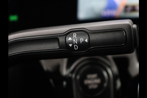 Mercedes-Benz A-Klasse 200 AMG | Panoramadak | Trekhaak | Carplay | Adaptive cruise | Stoelverwarming | Camera | Leder/Alcantara | Navigatie | Full LED | Sfeerverlichting | Park Assist Mercedes-Benz A-Klasse 200 AMG | Panoramadak | Trekhaak | Carplay | Adaptive cruise | Stoelverwarming | Camera | Leder/Alcantara | Navigatie | Full LED | Sfeerverlichting | Park Assist
