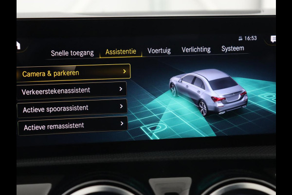 Mercedes-Benz A-Klasse 200 AMG | Panoramadak | Trekhaak | Carplay | Adaptive cruise | Stoelverwarming | Camera | Leder/Alcantara | Navigatie | Full LED | Sfeerverlichting | Park Assist Mercedes-Benz A-Klasse 200 AMG | Panoramadak | Trekhaak | Carplay | Adaptive cruise | Stoelverwarming | Camera | Leder/Alcantara | Navigatie | Full LED | Sfeerverlichting | Park Assist