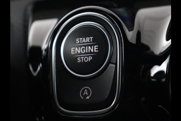 Mercedes-Benz A-Klasse 200 AMG | Panoramadak | Trekhaak | Carplay | Adaptive cruise | Stoelverwarming | Camera | Leder/Alcantara | Navigatie | Full LED | Sfeerverlichting | Park Assist Mercedes-Benz A-Klasse 200 AMG | Panoramadak | Trekhaak | Carplay | Adaptive cruise | Stoelverwarming | Camera | Leder/Alcantara | Navigatie | Full LED | Sfeerverlichting | Park Assist