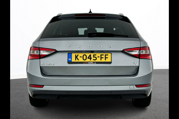 Škoda Superb Combi 1.4 TSI iV Business Edition Plus PHEV Airco ECC Navi Carplay Adaptive Cruise 18" LM Velgen Leder/Alcantara Virtual Cockpit El Achterklep Full LED Stoelverwarming