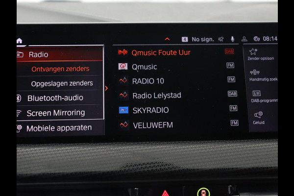 BMW 1-serie 116d High Executive | Sport Line | Leder | Stoelverwarming | Carplay | Sportstoelen | Navigatie | Parkeerhulp | Live Cockpit | Climate control | Full LED | Cruise control