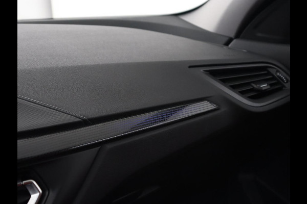 BMW 1-serie 116d High Executive | Sport Line | Leder | Stoelverwarming | Carplay | Sportstoelen | Navigatie | Parkeerhulp | Live Cockpit | Climate control | Full LED | Cruise control