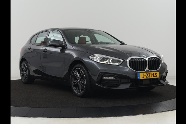 BMW 1-serie 116d High Executive | Sport Line | Leder | Stoelverwarming | Carplay | Sportstoelen | Navigatie | Parkeerhulp | Live Cockpit | Climate control | Full LED | Cruise control