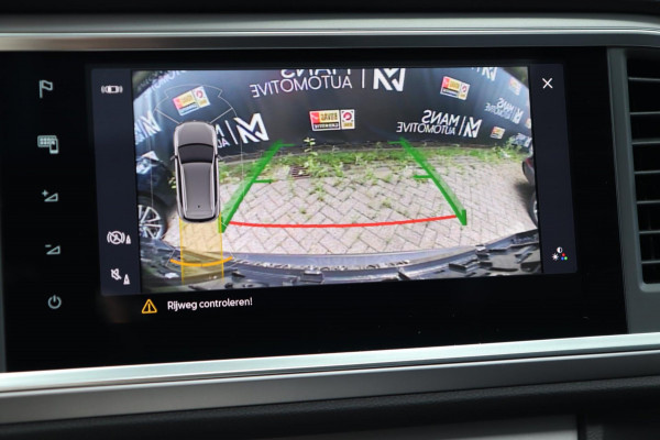 Seat Ateca 1.5 TSI FR / PANODAK / KEYLESS / ACC / CAMERA / CARPLAY