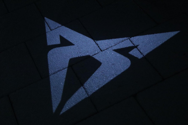 CUPRA Formentor 1.5 TSI / PANODAK / KUIPSTOELEN / MEMORY / CAMERA / LEDER / KEYLESS