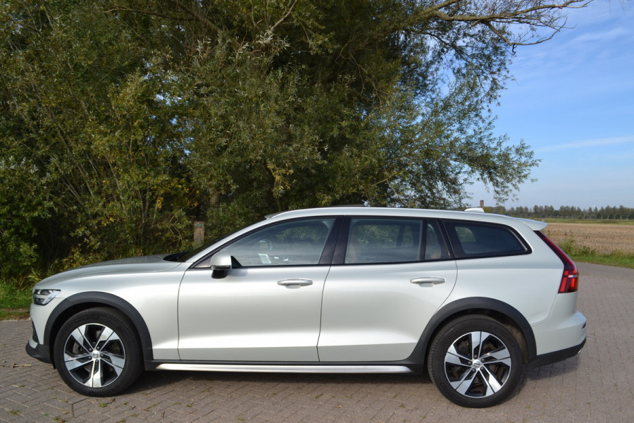 Volvo V60 Cross Country 2.0 T5 AWD Pro Polestar Engineered NW STAAT