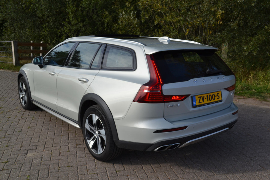 Volvo V60 Cross Country 2.0 T5 AWD Pro Polestar Engineered NW STAAT