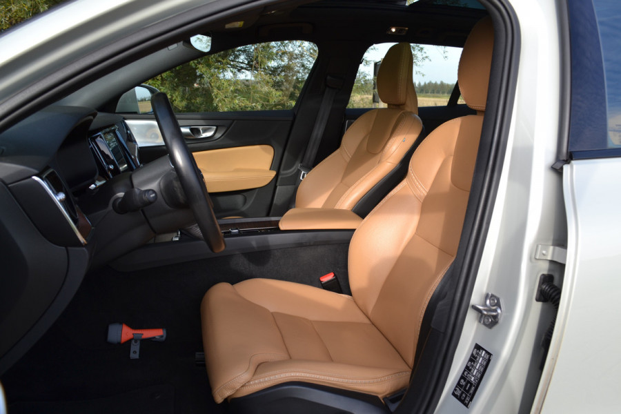 Volvo V60 Cross Country 2.0 T5 AWD Pro Polestar Engineered NW STAAT