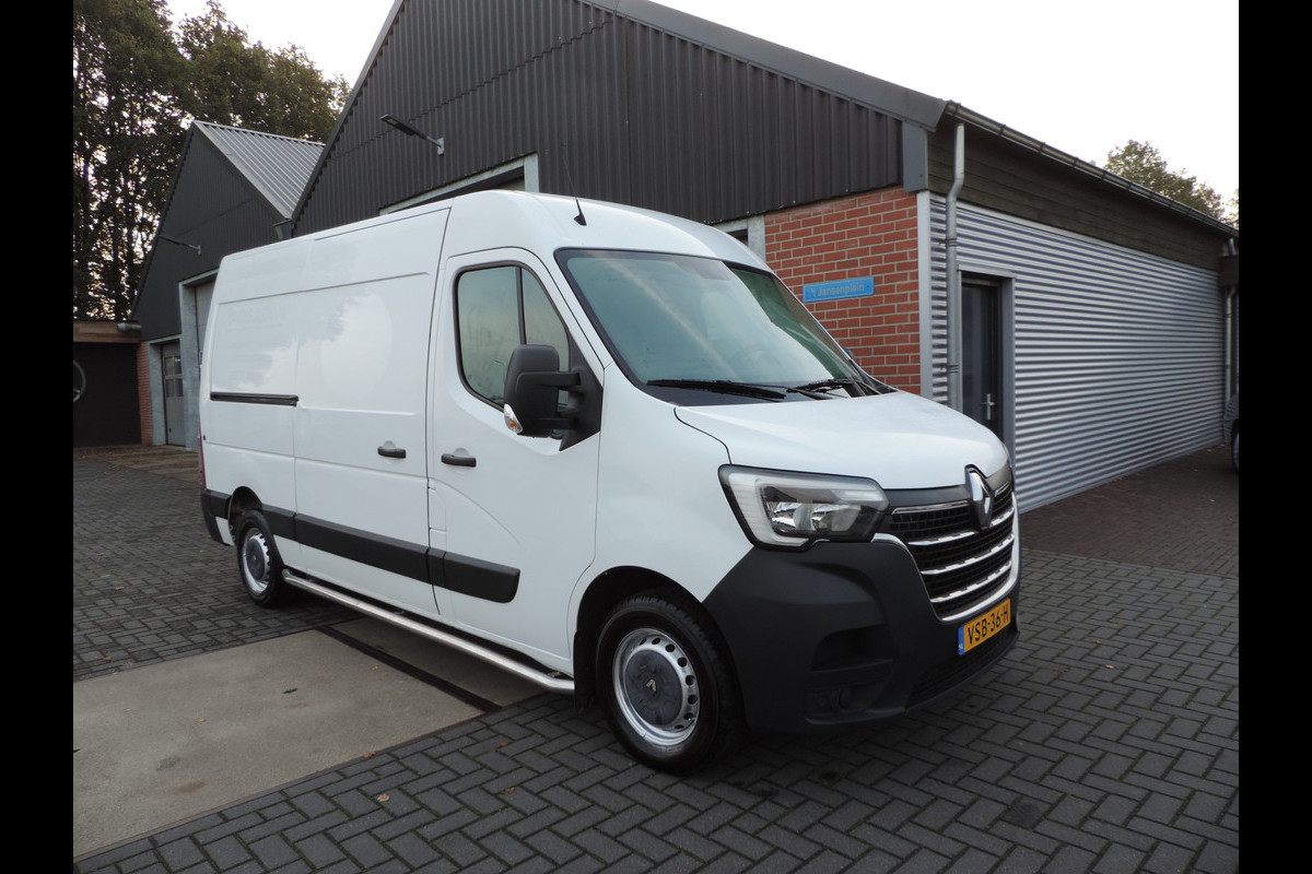 Renault Master T33 2.3 dCi 150 L2H2 Energy Renault Master T33 2.3 dCi 150 L2H2 Energy