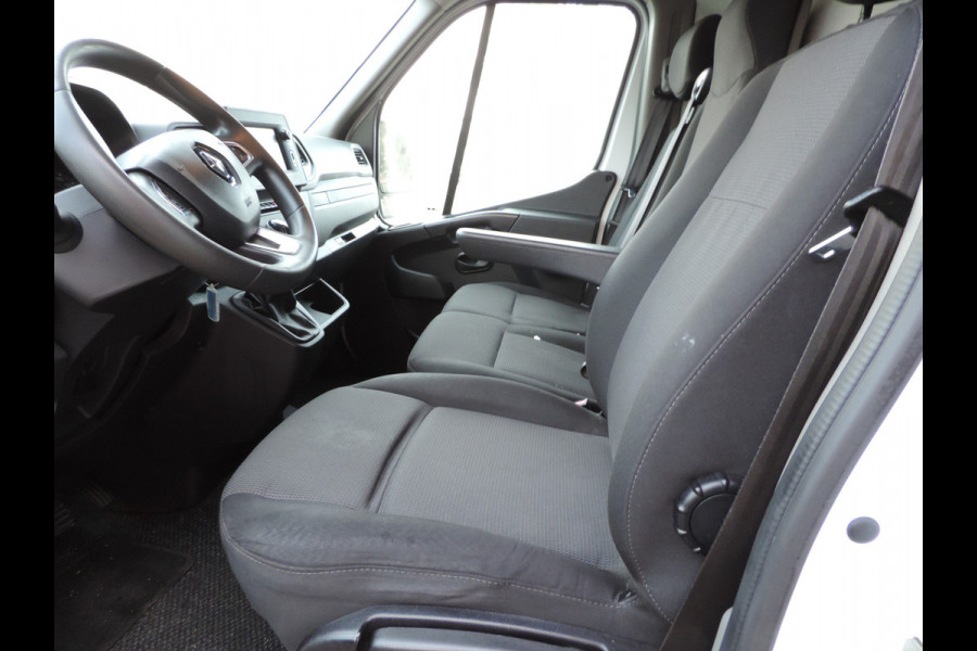 Renault Master T33 2.3 dCi 150 L2H2 Energy Renault Master T33 2.3 dCi 150 L2H2 Energy