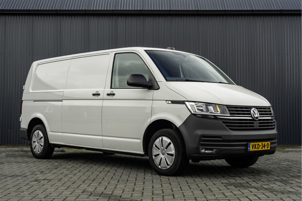 Volkswagen Transporter T6.1 2.0 TDI | L2H1 | Automaat | CarPlay | Navigatie | Cruise | Airco | PDC | Euro 6 Volkswagen Transporter T6.1 2.0 TDI | L2H1 | Automaat | CarPlay | Navigatie | Cruise | Airco | PDC | Euro 6