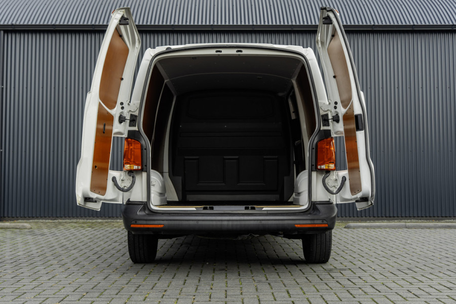 Volkswagen Transporter T6.1 2.0 TDI | L2H1 | Automaat | CarPlay | Navigatie | Cruise | Airco | PDC | Euro 6 Volkswagen Transporter T6.1 2.0 TDI | L2H1 | Automaat | CarPlay | Navigatie | Cruise | Airco | PDC | Euro 6