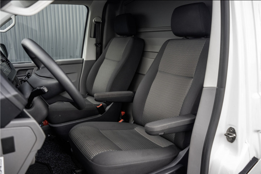 Volkswagen Transporter T6.1 2.0 TDI | L2H1 | Automaat | CarPlay | Navigatie | Cruise | Airco | PDC | Euro 6 Volkswagen Transporter T6.1 2.0 TDI | L2H1 | Automaat | CarPlay | Navigatie | Cruise | Airco | PDC | Euro 6
