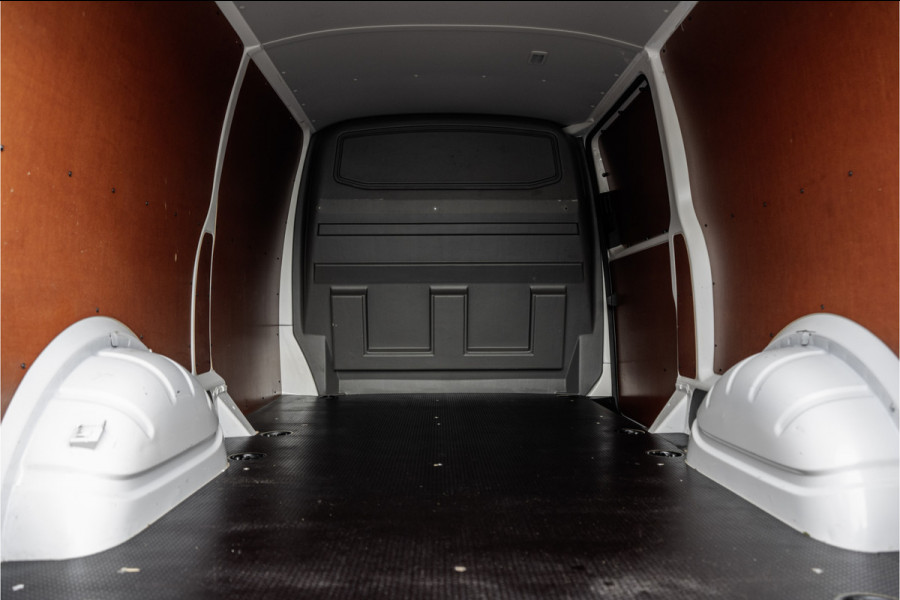 Volkswagen Transporter T6.1 2.0 TDI | L2H1 | Automaat | CarPlay | Navigatie | Cruise | Airco | PDC | Euro 6 Volkswagen Transporter T6.1 2.0 TDI | L2H1 | Automaat | CarPlay | Navigatie | Cruise | Airco | PDC | Euro 6