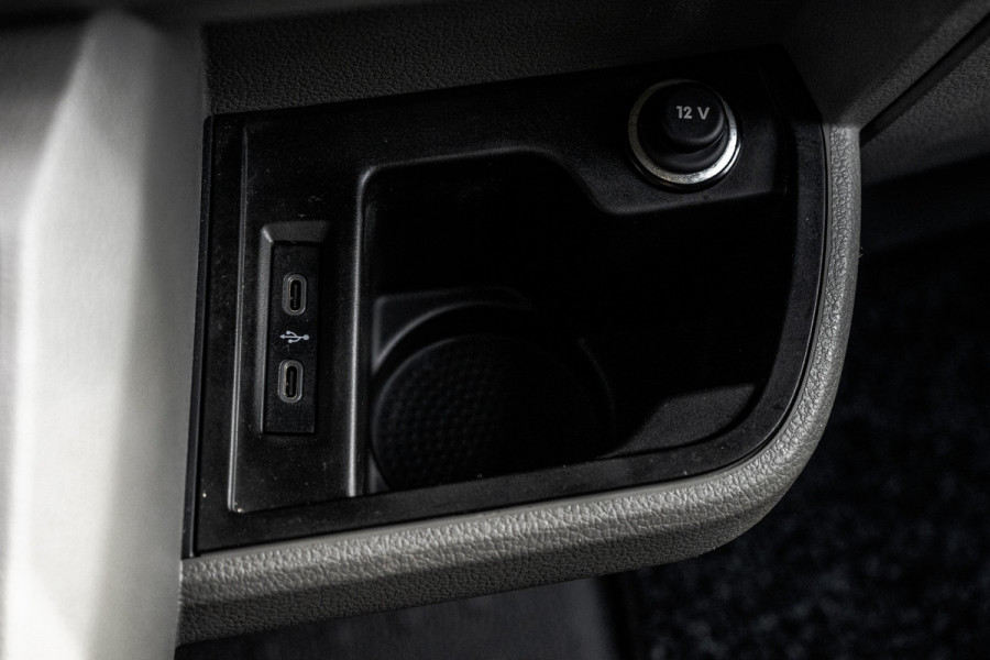 Volkswagen Transporter T6.1 2.0 TDI | L2H1 | Automaat | CarPlay | Navigatie | Cruise | Airco | PDC | Euro 6 Volkswagen Transporter T6.1 2.0 TDI | L2H1 | Automaat | CarPlay | Navigatie | Cruise | Airco | PDC | Euro 6