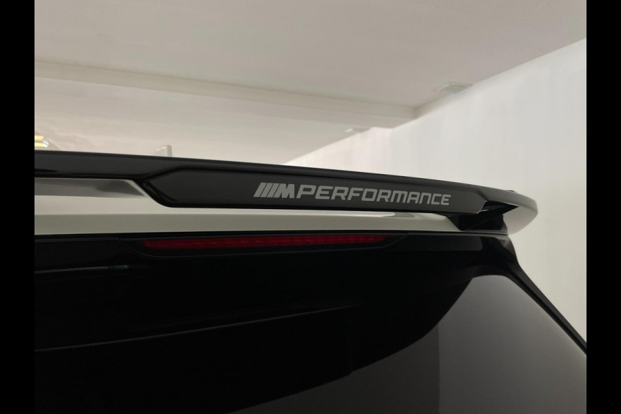 BMW X5 XDrive45e High Executive M PAKKET M PERFORMANCE CARBON AIRCO NAVI CRUISE BT STOELVERW LUCHTV 22INCH CAMERA NIEUWSTAAT