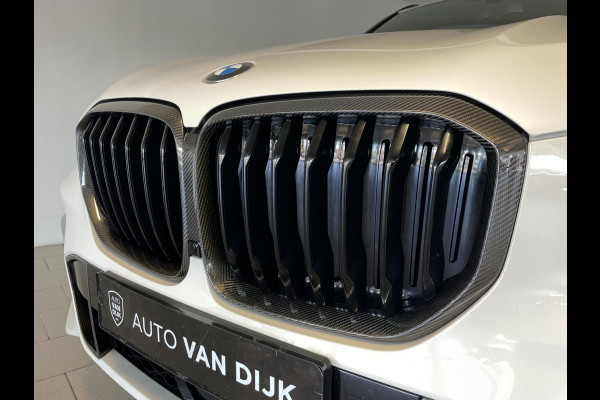 BMW X5 XDrive45e High Executive M PAKKET M PERFORMANCE CARBON AIRCO NAVI CRUISE BT STOELVERW LUCHTV 22INCH CAMERA NIEUWSTAAT