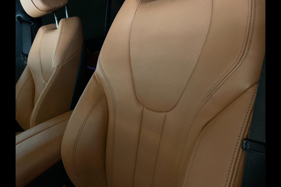 BMW X5 XDrive45e High Executive M PAKKET M PERFORMANCE CARBON AIRCO NAVI CRUISE BT STOELVERW LUCHTV 22INCH CAMERA NIEUWSTAAT