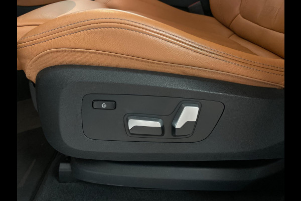 BMW X5 XDrive45e High Executive M PAKKET M PERFORMANCE CARBON AIRCO NAVI CRUISE BT STOELVERW LUCHTV 22INCH CAMERA NIEUWSTAAT