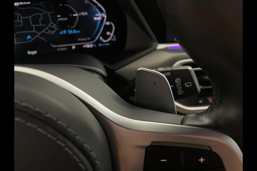 BMW X5 XDrive45e High Executive M PAKKET M PERFORMANCE CARBON AIRCO NAVI CRUISE BT STOELVERW LUCHTV 22INCH CAMERA NIEUWSTAAT